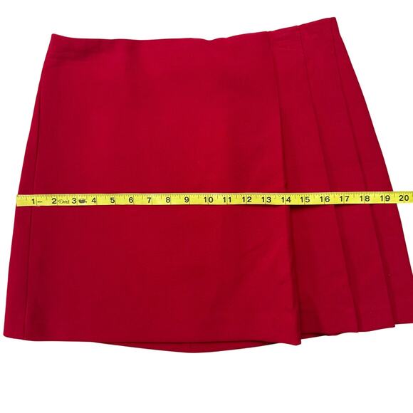 ALICE + OLIVIA Semira Pleated Red Mini Skirt - Picture 8 of 11